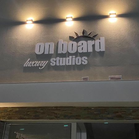 On Board Luxury Studios Sarti Extérieur photo