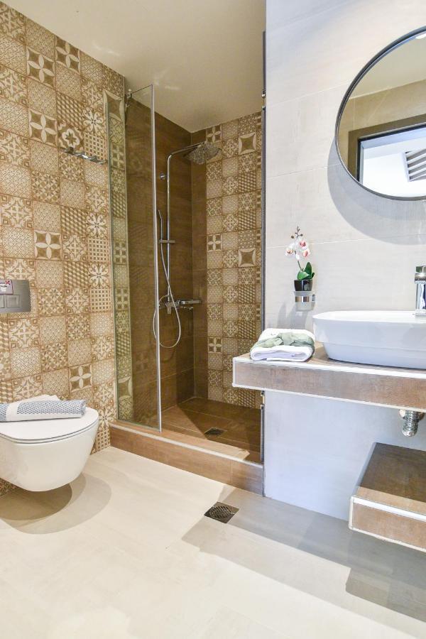 On Board Luxury Studios Sarti Extérieur photo
