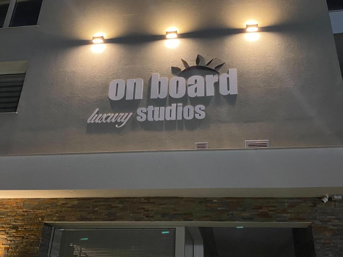 On Board Luxury Studios Sarti Extérieur photo